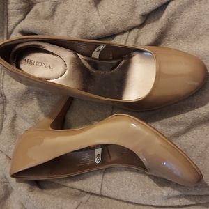 Beige Patent Leather  Pump